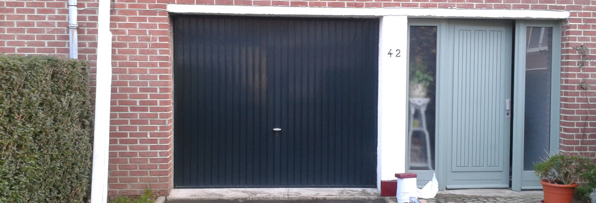 Porte de garage basculante avec bonne isolation thermique